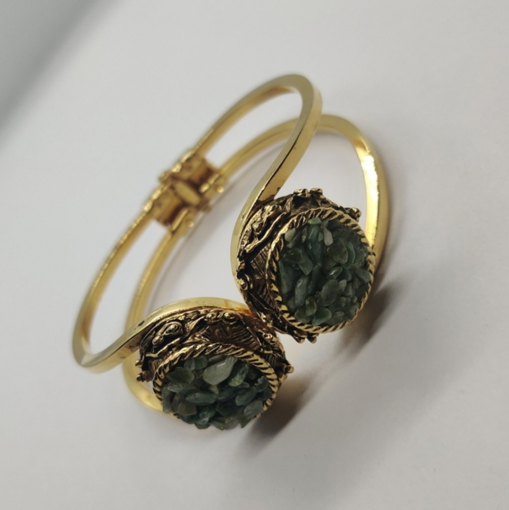 Vintage Etruscan Revival jadeite hinged bracelet